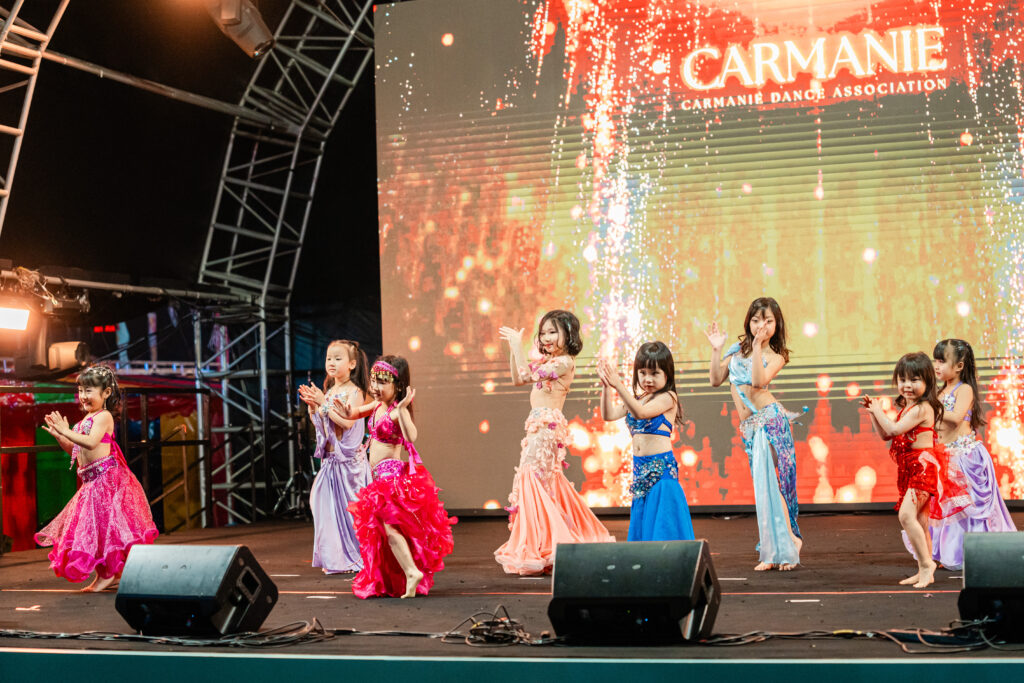 photobyyan 00339 photobyyan 00339